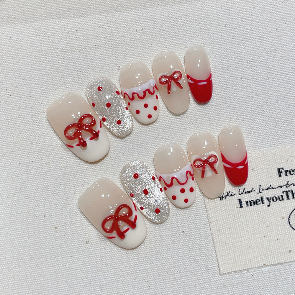10 قطع أظافر صناعية قصيرة بيضا - مراجعة Nail Art Oval وسعره