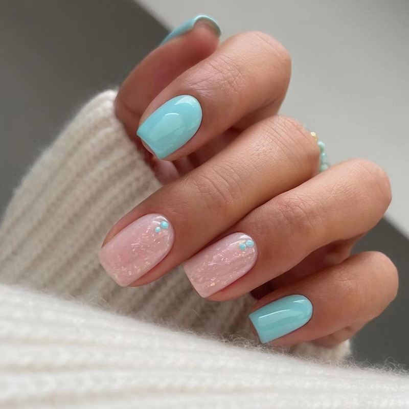 24 قطعة من الأظافر الصناعية ال - مراجعة Nail Art Overlay وسعره