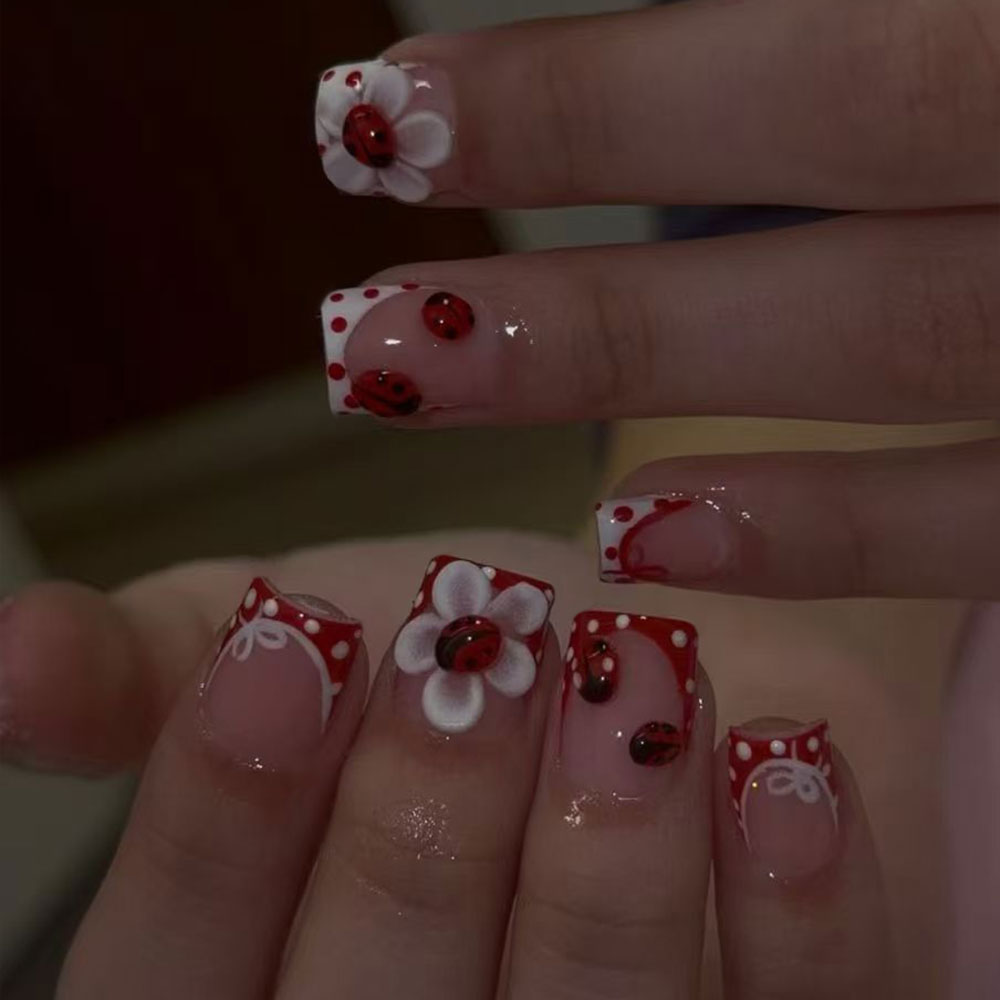 24 قطعة لكل مجموعة. ملصقات فن  - مراجعة Nail Art French وسعره