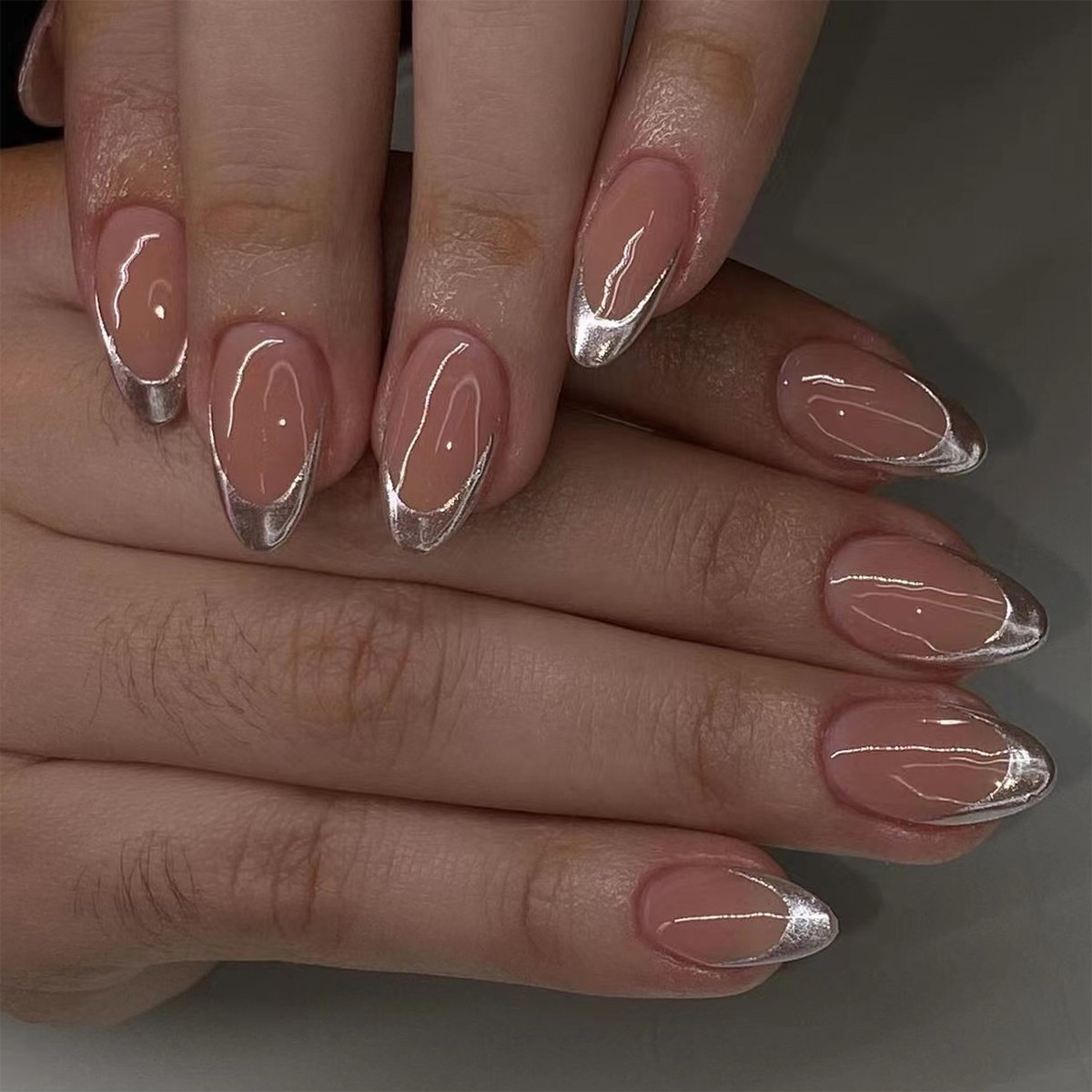 24 قطعة بسيطة الأخضر الفرنسية  - مراجعة Nail Art Oval وسعره