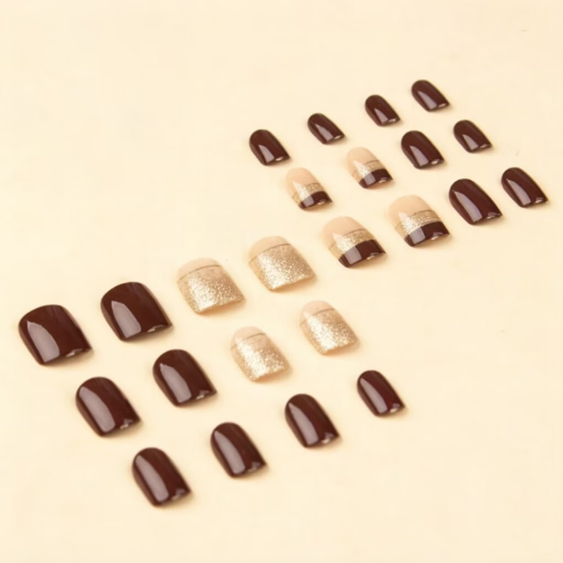 أظافر صناعية قصيرة مربعة الشكل - مراجعة Nail Art Overlay وسعره