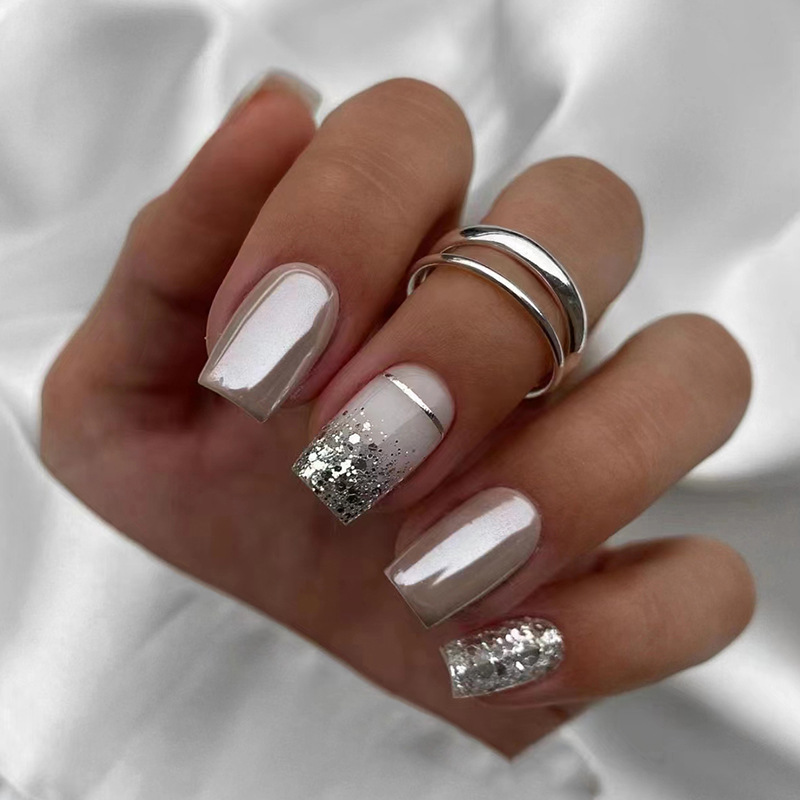 أظافر صناعية قصيرة مربعة الشكل - مراجعة Nail Art Overlay وسعره