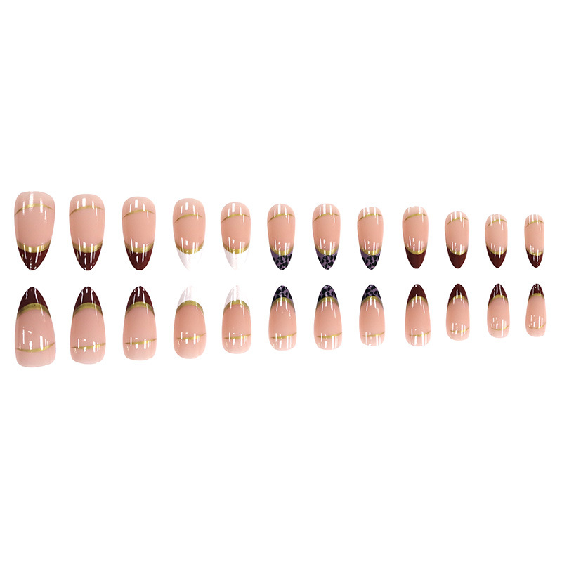 أظافر صناعية متوسطة الحجم للنس - مراجعة Nail Art Overlay وسعره
