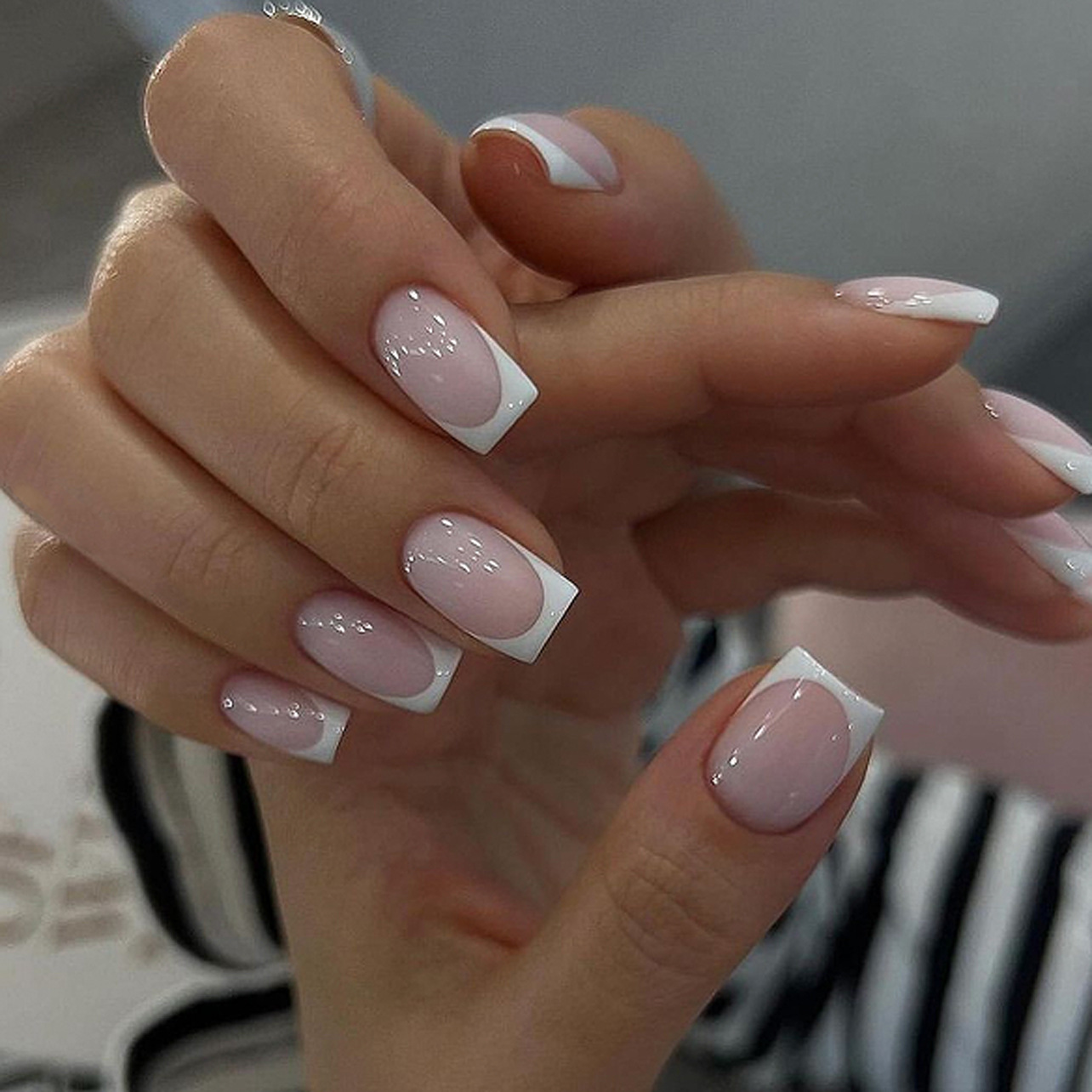 24 قطعة بسيطة الباليه بريق انف - مراجعة Nail Art French وسعره